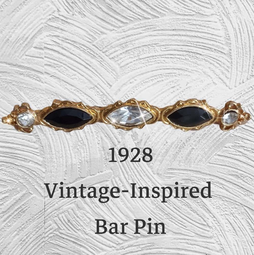 1928 Olde Victorian Style Bar Pin Black & Gold
